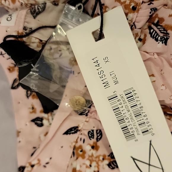 Mink pink floral skirt - Picture 3 of 3